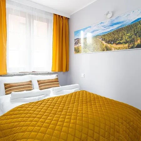 Nad Lomnica, Sun & Snow *