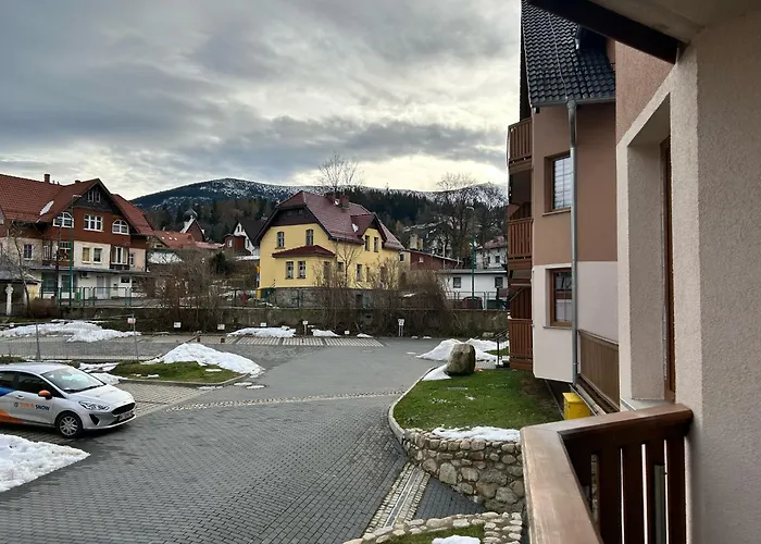 Nad Lomnica, Sun & Snow